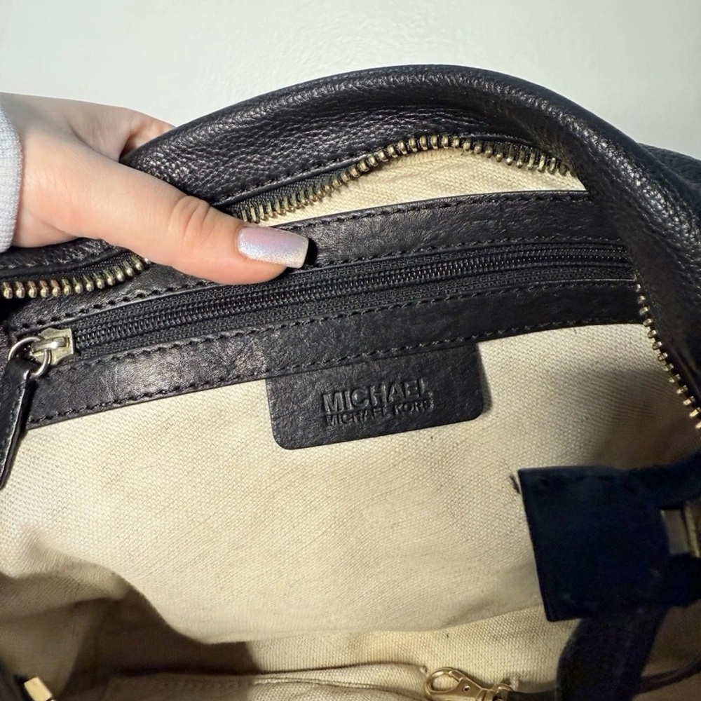 Michael Kors Navy Leather Shoulder Bag MK Est. 1981 Flap Hobo - Picture 7 of 11